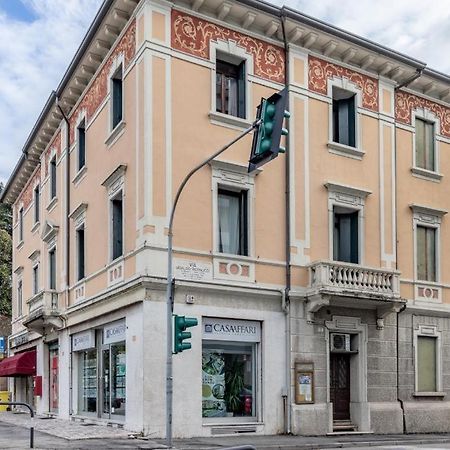 Studio Liberty A 100 Metri Dalle Mura Bassano del Grappa Eksteriør billede